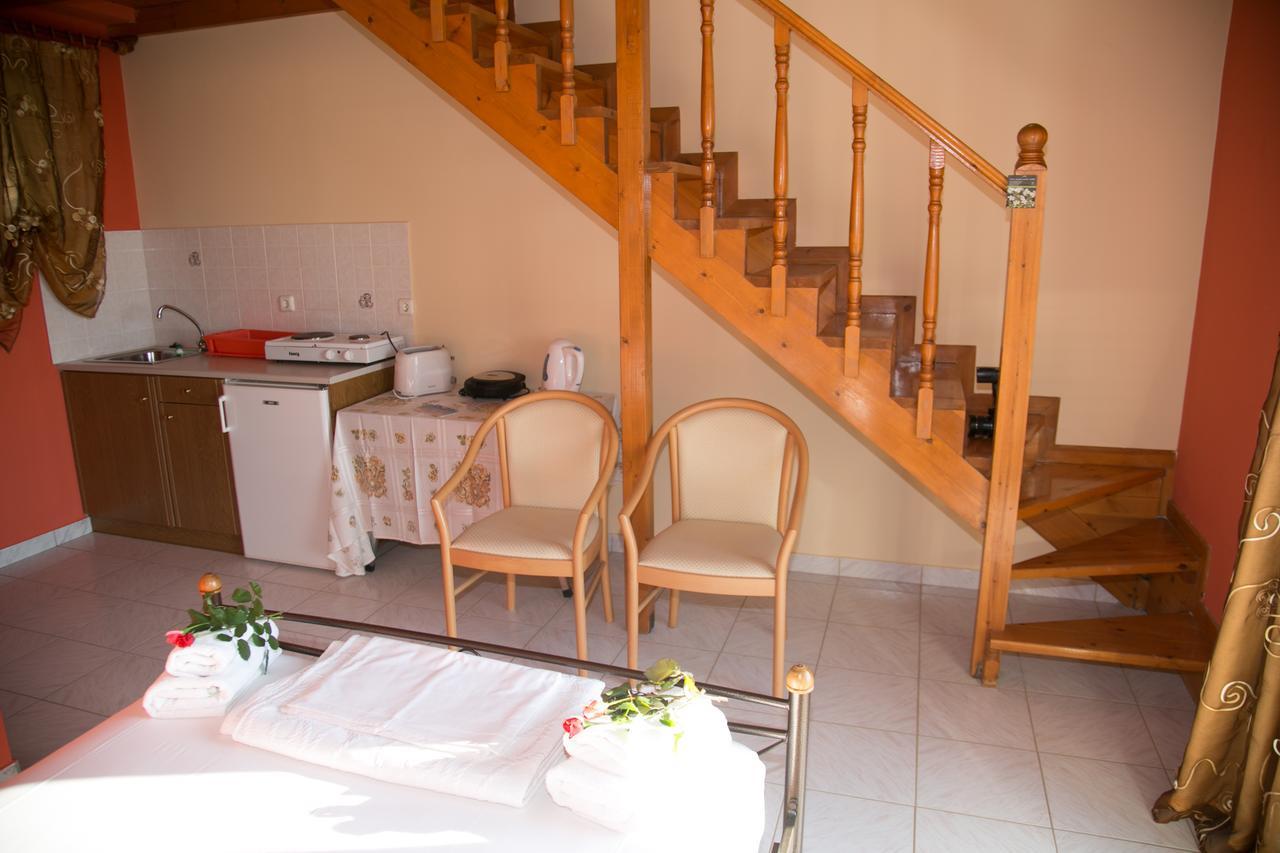 Almyros Studios & Apartments Kounopetra Екстер'єр фото