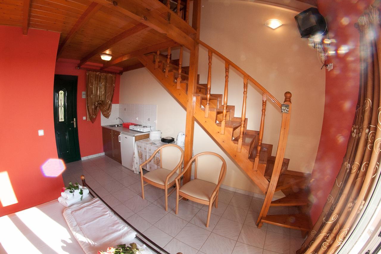 Almyros Studios & Apartments Kounopetra Екстер'єр фото
